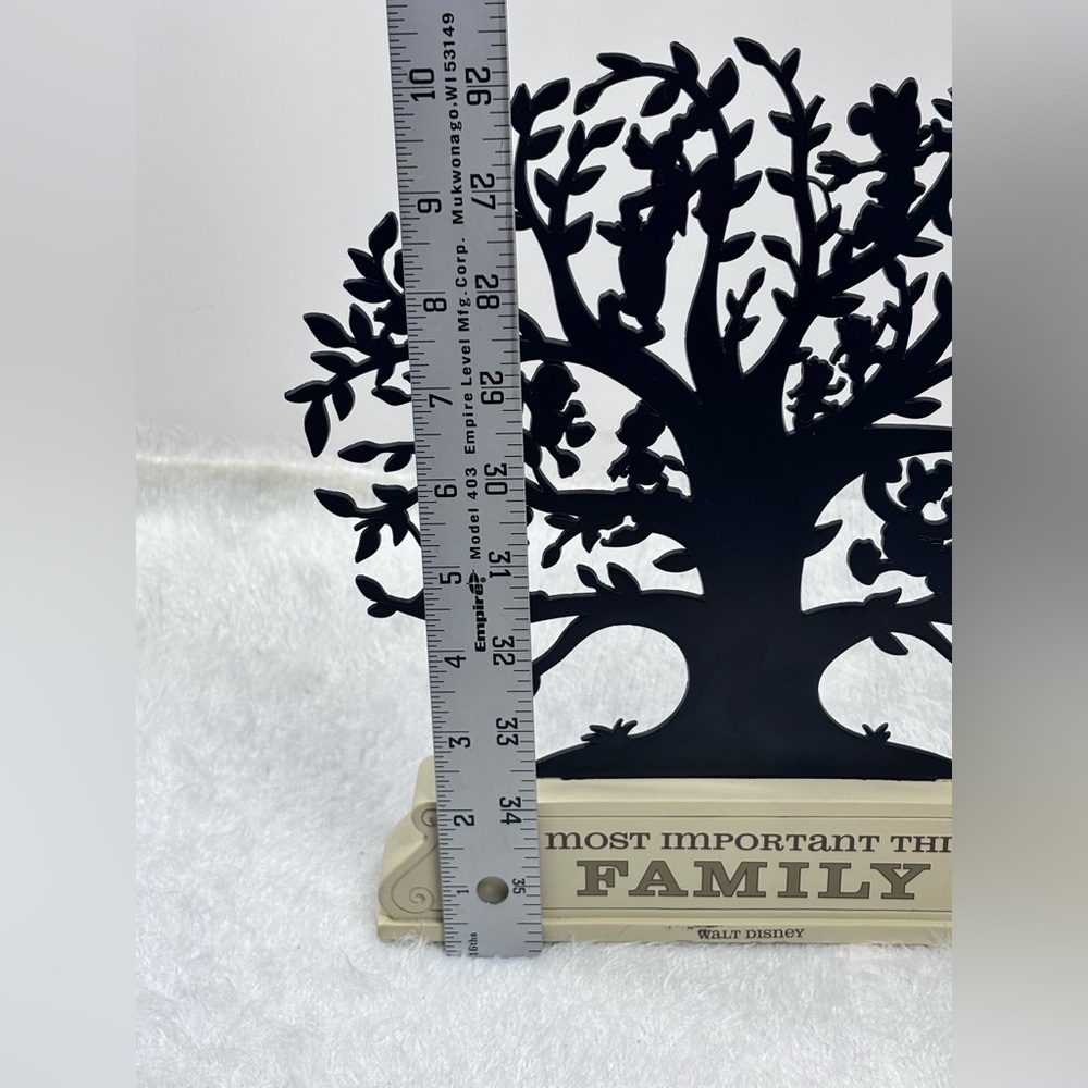 Hallmark Black Family Tree Wall Decor 🧑‍🧑‍🧒‍🧒🟰🏠 - Picture 8 of 9